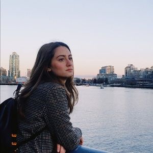 Meet your Posher, Hannah